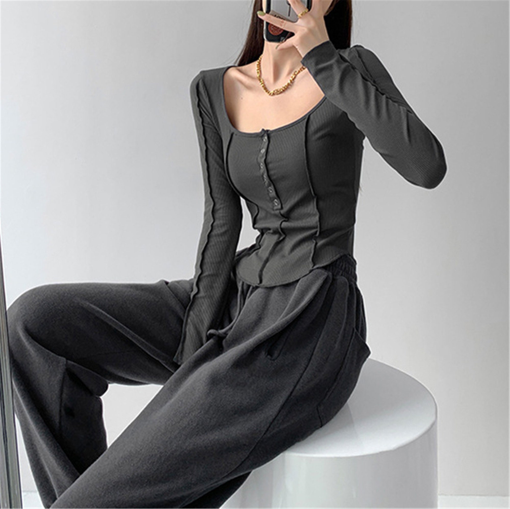 Aesthetic Long Sleeve Crop Top Gothic Cold Crop Top With Long Sleeve Single Breasted Long Sleeve Top Long Sleeve Cutout Top Clothing