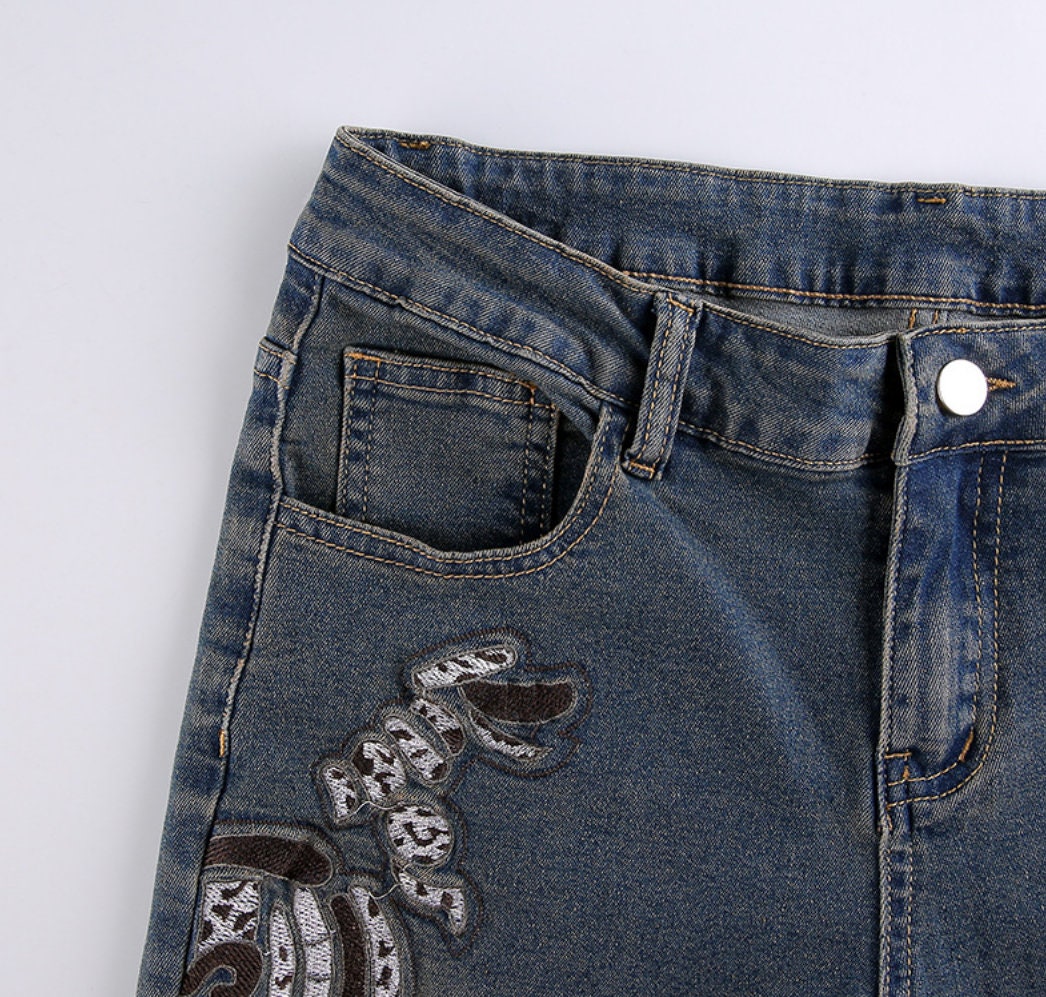 Autumn Women's Clothing Embroidered Pattern Jeans Retro Ribbon Diamond Jeans Slim Jeans