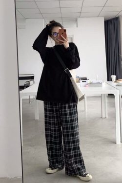 Black And Pink Plaid Pants Oversize New Women Casual Loose Wide Leg Trousers Ins Retro Teens Straight Trousers Hiphop Streetwear