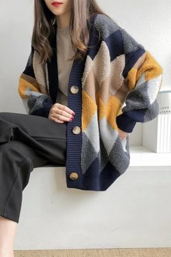 Dark Academia Plaid Cardigan Beige Knitted Sweater Argyle Checkered Casual Korean Style Vintage Sweater