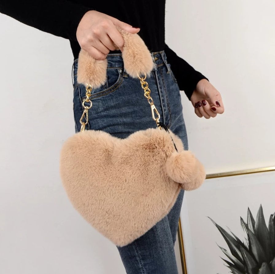 Faux Fur Heart Bag Y2k Fluffy Shoulder Bag Soft Tote Bag Ladies Hand Bag Cute Purse Mini Handbag
