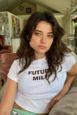 Future Milf Aesthetic Baby Crop Top 2000s Inspired Tee Y2k Slogan Graphic T Shirt Gift For Her