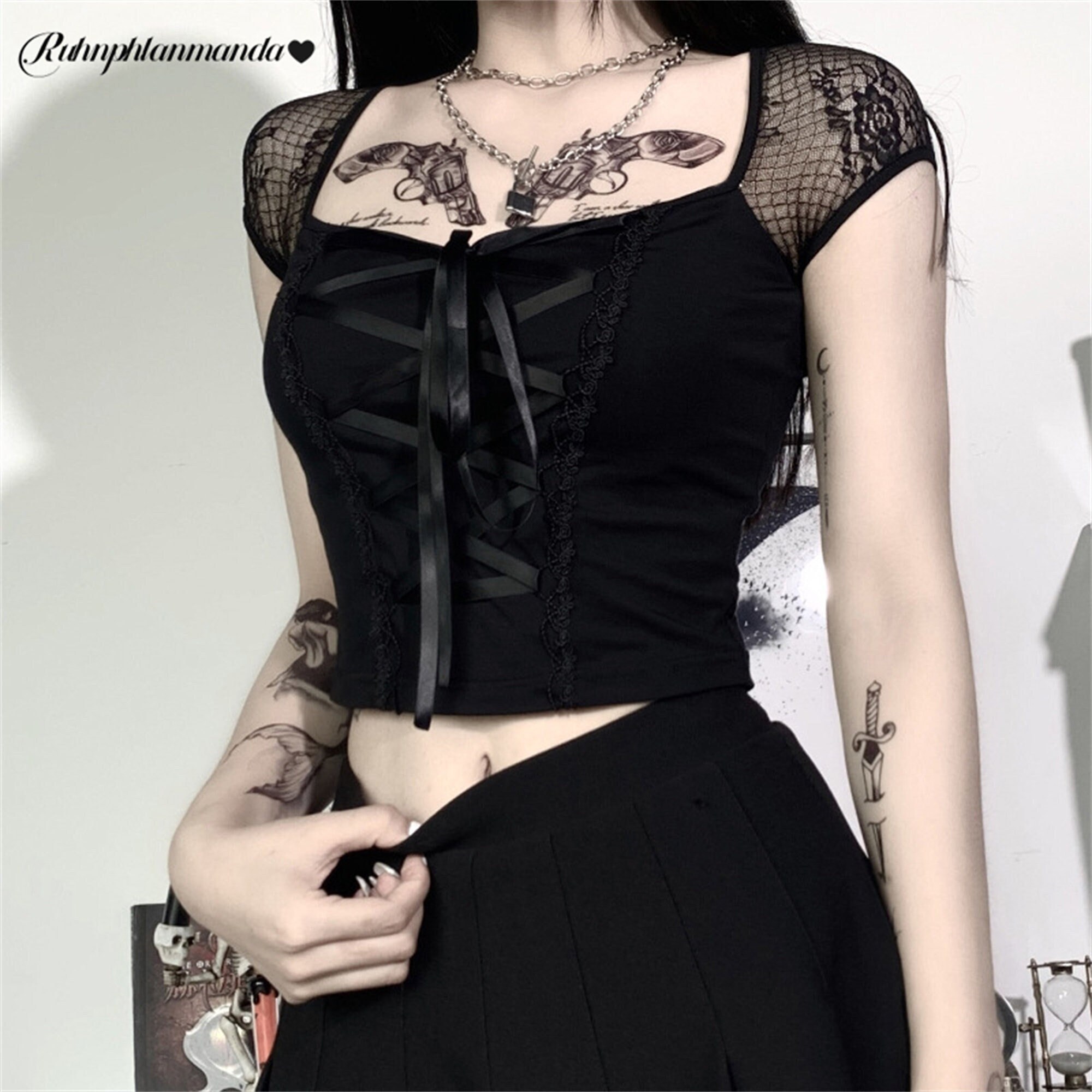 Goth Bodycon Bandage Lace Short Sleeve Top Women's Lace Shoulder & Bandage Decorated Sleveless Sexy Black Crop Top Gothicwear Punkwear