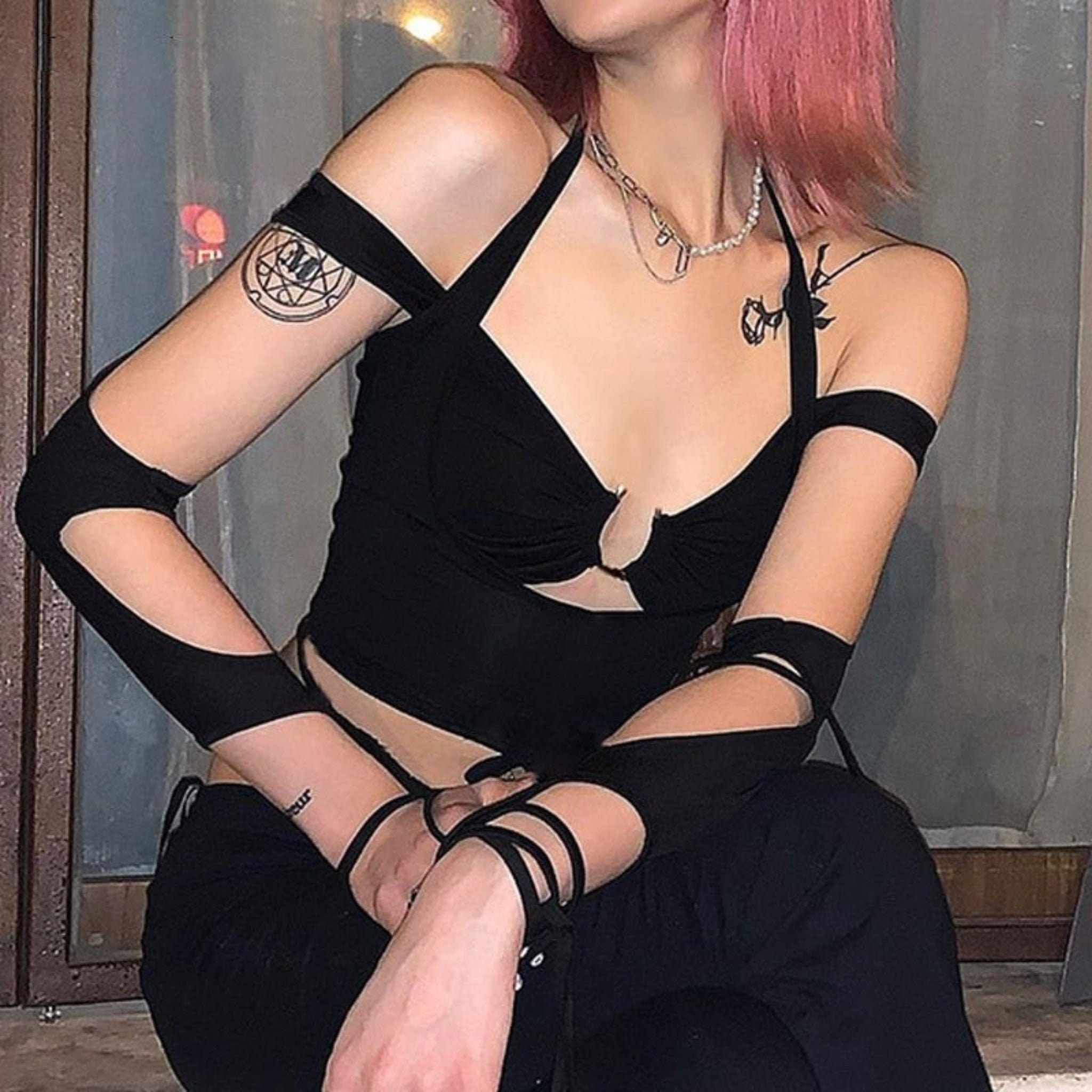 Hollow Out Halter Top With Long Sleeve In Black