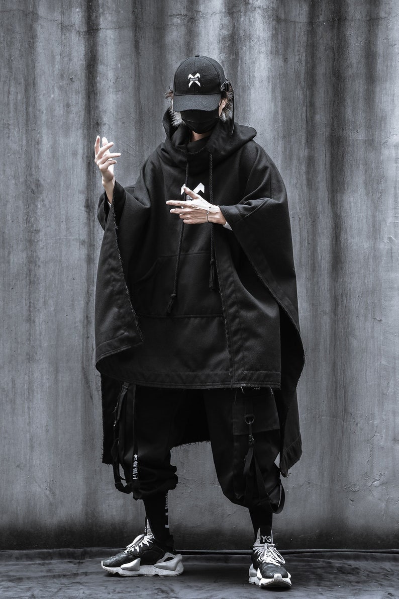 Men's Streetwear Fashion Oversized Black Cloak Techwear Cotton Harajuku Hooded Pullover Urban Windbreaker For Men