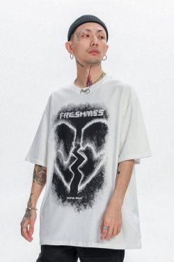 Streetwear Heart Broken Graphic Tee Shirt For Men Urban Fashion Short Sleeves Hip Hop T Shirt