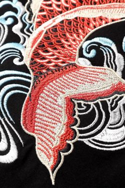 Streetwear Japanese Harajuku Tshirt Short Sleeves Shirt Embroidery Red Fish Urban Fashion Tee Shirt