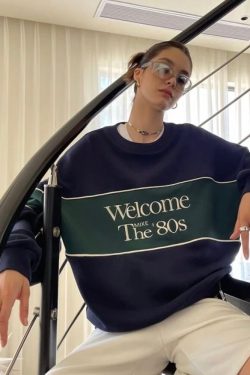 Welcome To The 80s Green Hoodie Vintage Sweater Essential Comfy Sweatshirt Aesthetic Quotes Unisex Graphic Slogan Top