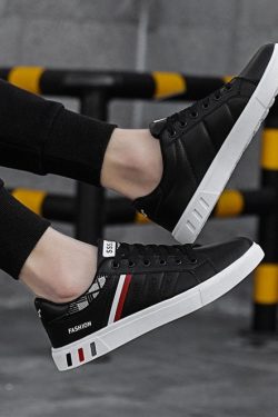 White Vulcanized Sneakers Boys Cheap Flat Comfortable Shoes Men Autumn Spring Sneakers Sapatenis Masculino Chaussures