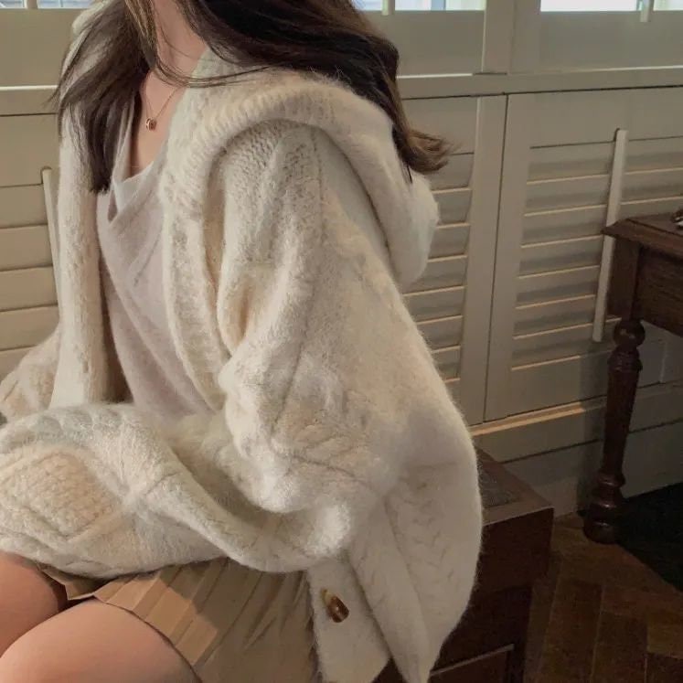 Women Hooded Cardigans Horn Button Vintage Gentle Twist Sweaters Leisurepreppy Soft High Quality Lazy Glutinous Sueter Mujer