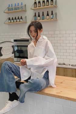 Women Shirt Blouses White Loose Oversized Blouses Woman Loose Korean Style Shirt 
