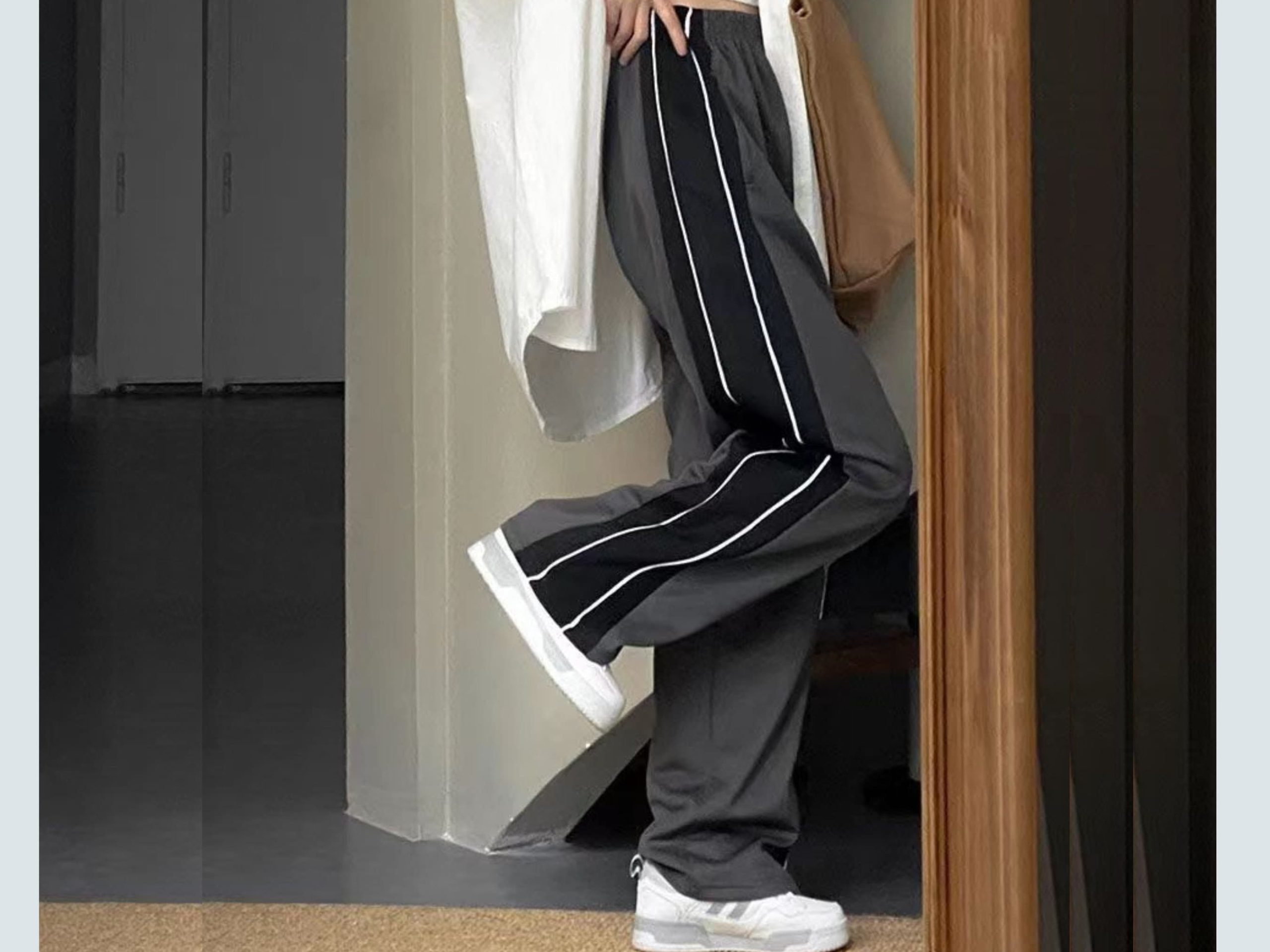Y2k Joggers Preppy Sweatpants Wide Leg Track Pants Gothic Trousers Baggy Trousers Side Striped Harajuku Oversize Baggy Sports Trousers