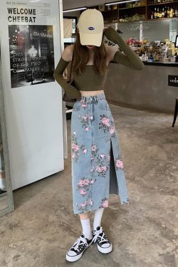 Floral Embroidered Maxi Skirt