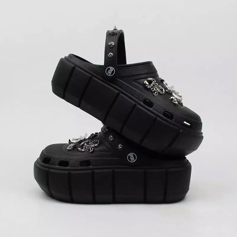 Gothic Scorpion Skeleton Platform Shoes with Silver Chains - Y2K 90s Ravewear