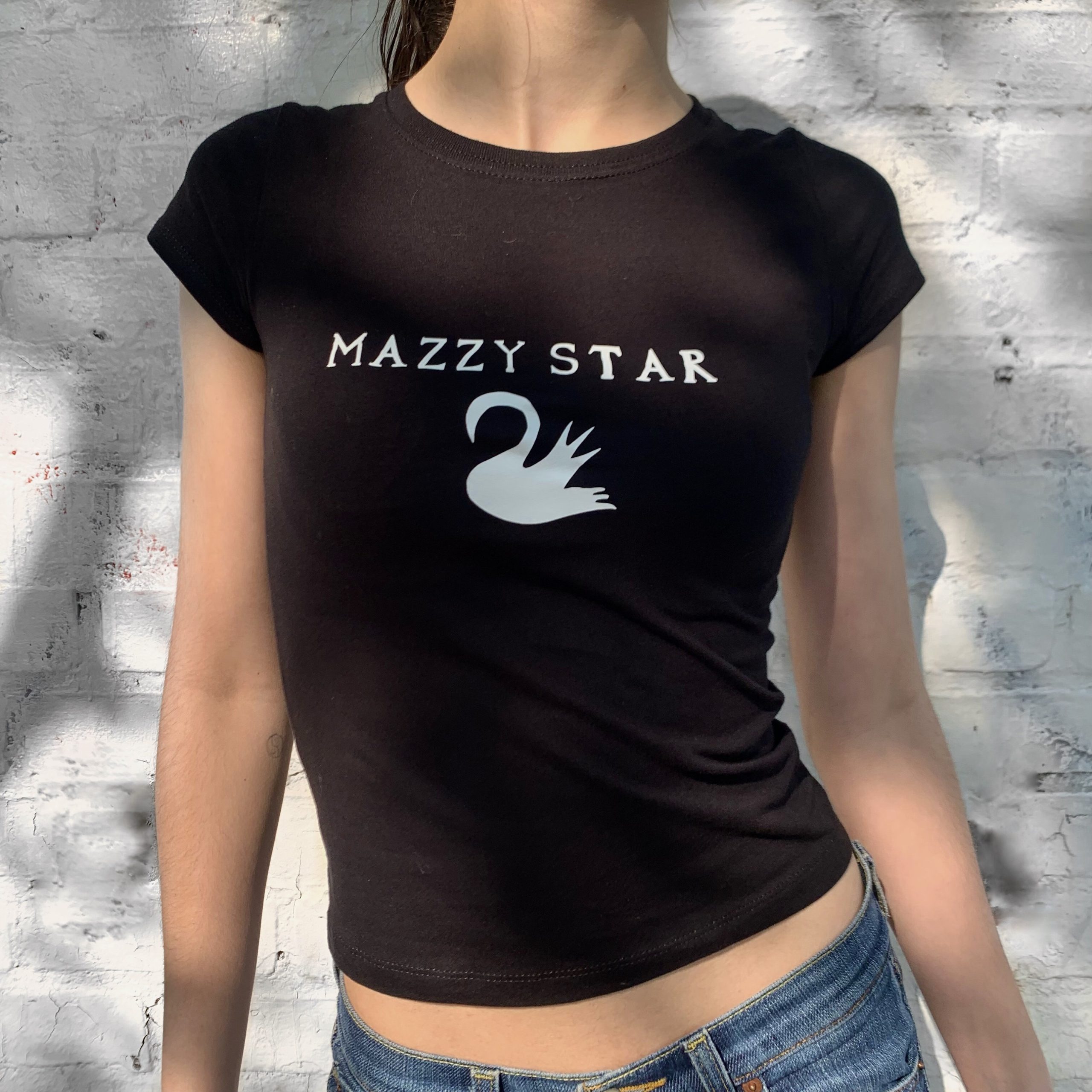 Vintage-inspired Mazzy Star baby tee for Y2K fashion lovers