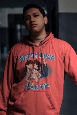 Vintage Betty Boop Hoodie: Unisex Heavy Blend Sweatshirt for Women