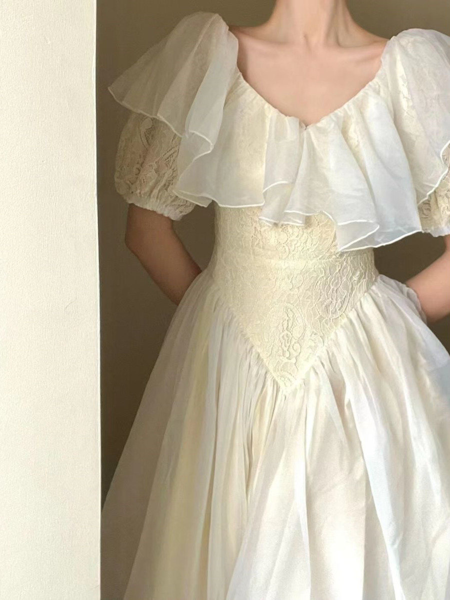 Vintage Y2K Clothing: Victorian-inspired French Wedding Dress
