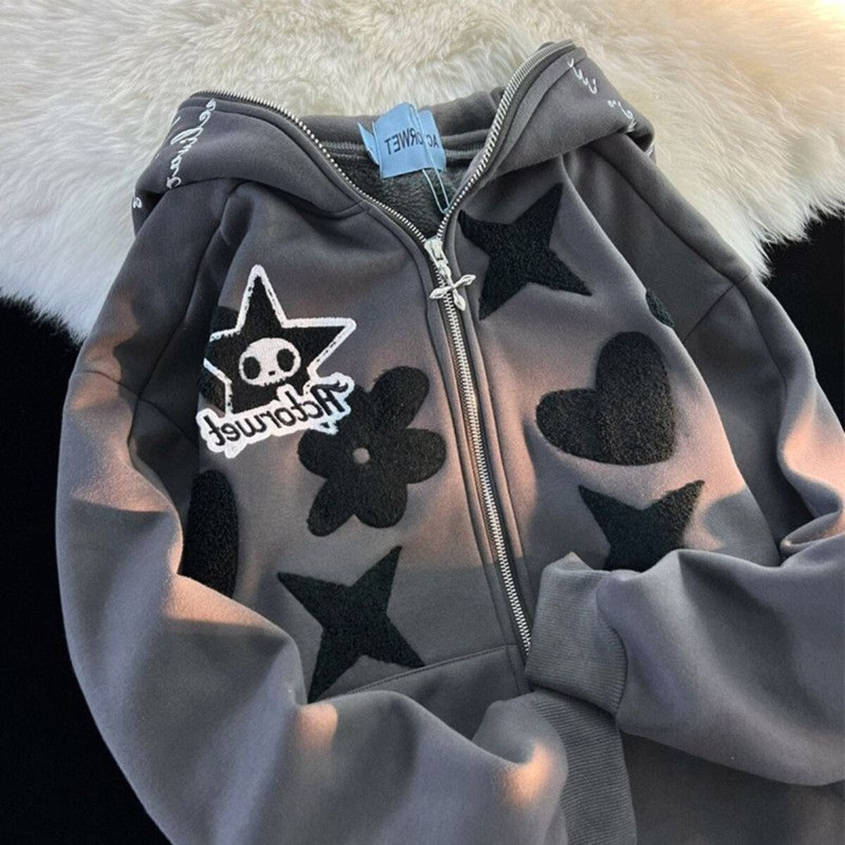 Y2K Embroidered Oversized Hoodie with Full Zip Up - Star and Heart Design