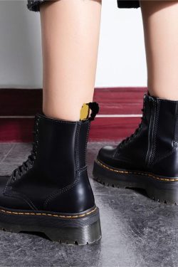Y2K Inspired Thick Platform British Style Lace-up Boots