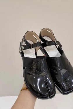 Y2K Retro Split-Toe Leather Sandals