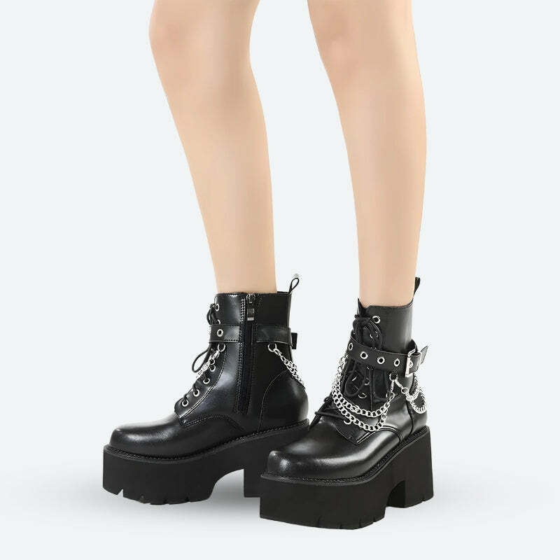 Chunky Boots: Y2K Grunge Style, 90s Fashion Must-Have for Summer Outfits & Aesthetic Looks