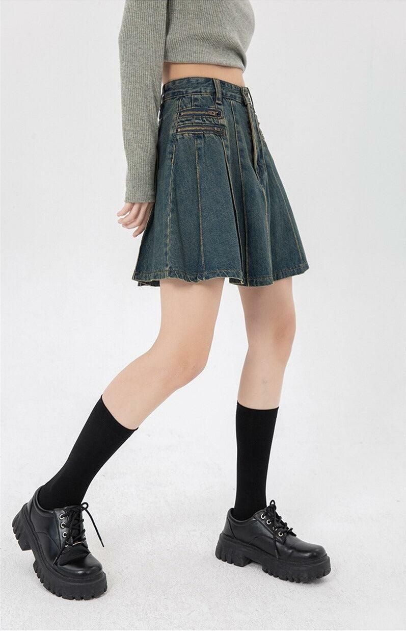 Y2K Pleated Denim Mini Skirt - Trendy 90s Fashion, Grunge Aesthetic, and Cute Summer Outfits