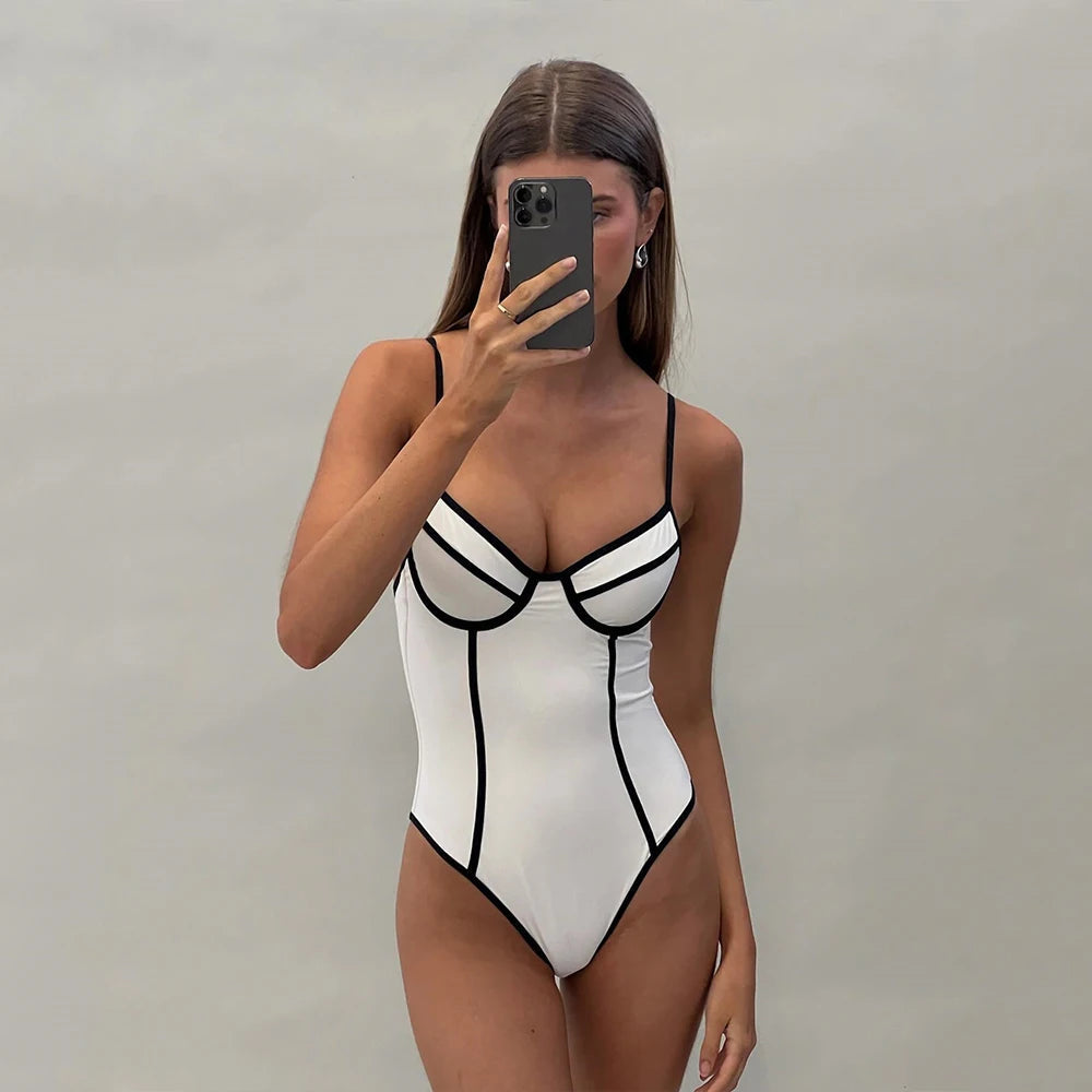 Y2K Underwire Swimsuit: Trendy Summer Swimwear, 90s Aesthetic, Flattering Fit, Cute Outfits