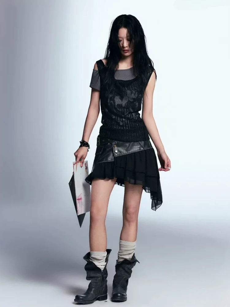 Y2K Grunge Aesthetic Gothic Top - Cute Crop Top for Coquette Style & Dark Academia Fashion