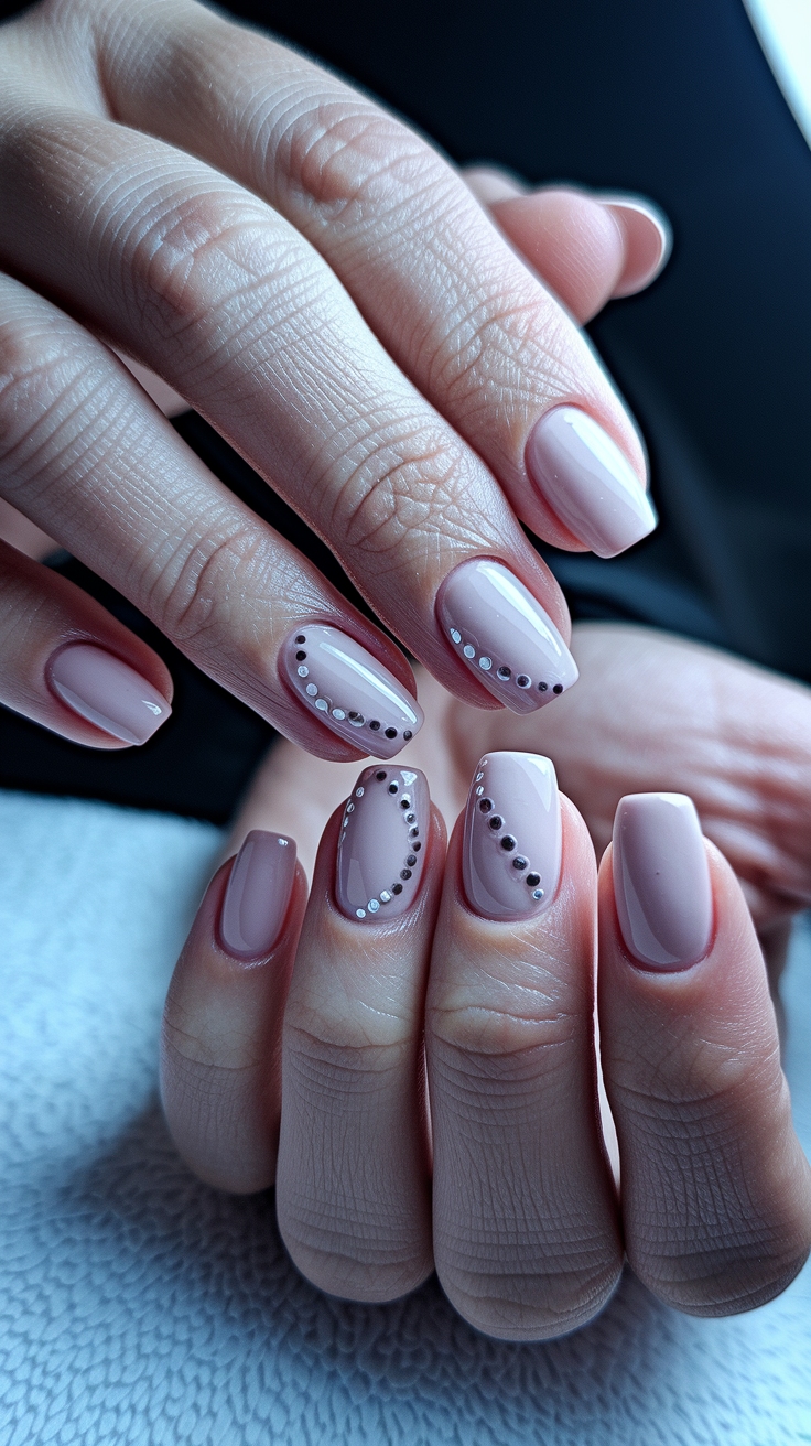 very_short_nail_designs_8xtil.jpg