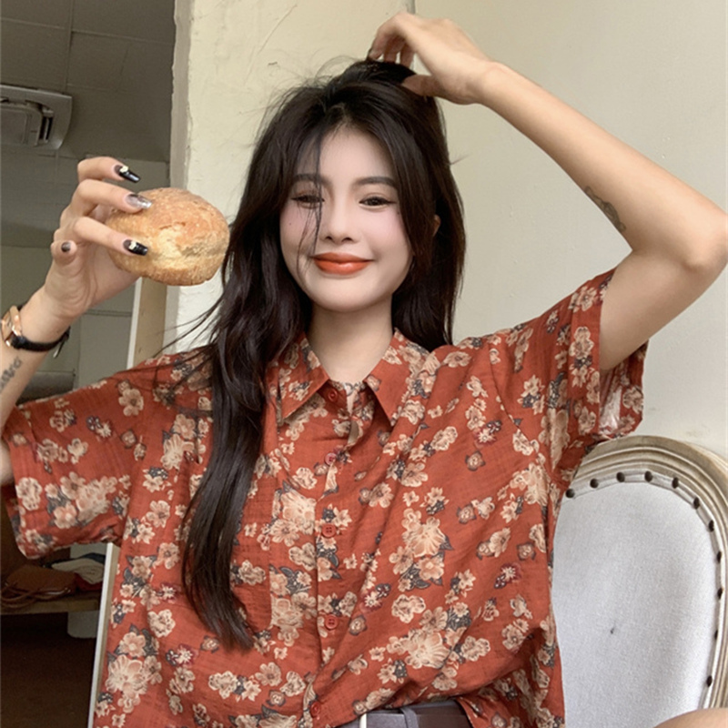 2023 Summer Vintage Floral Short Sleeve Shirt for Women - Loose Versatile Hawaiian Beach Top, Hong Kong Style