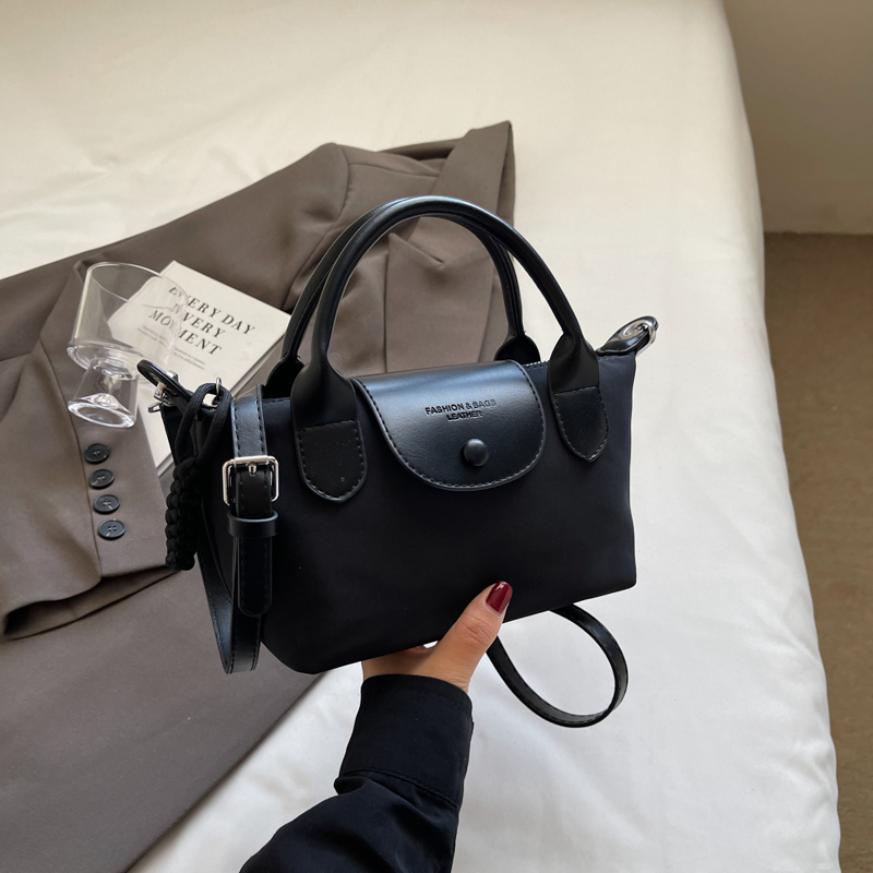 2025 Korean Minimalist Casual Bucket Bag for Women - Trendy Crossbody Shoulder Bag with Unique Niche Design