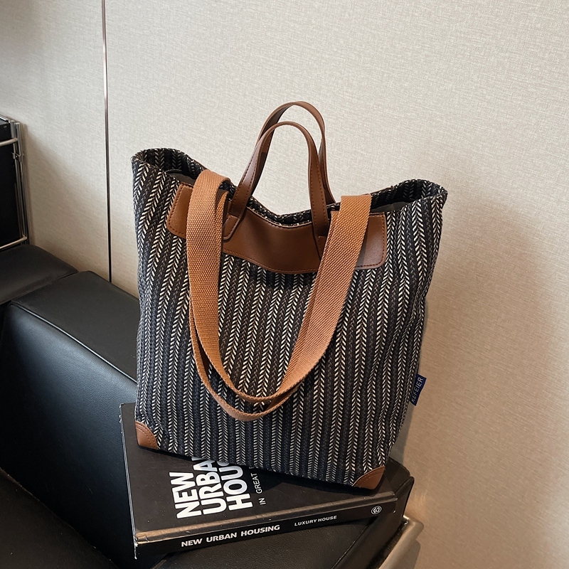 2025 Large Capacity Striped Canvas Tote Bag for Women - Versatile Handheld & Shoulder Bag for Class and Commuting