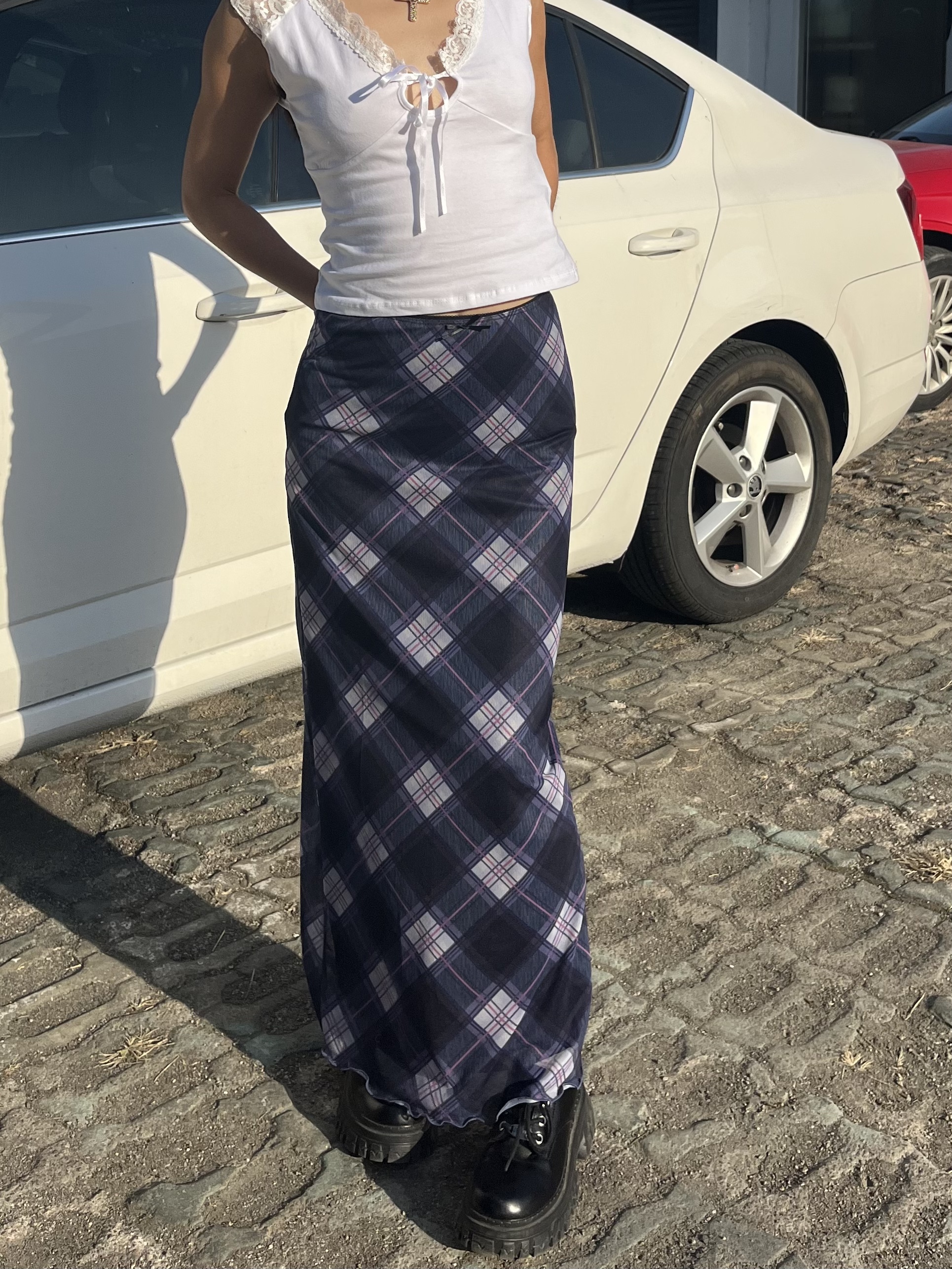 2025 New American Vintage Sweet and Spicy Plaid Sheer Stretch Midi Skirt for Women - Slim Fit Y2K Inspired Fashion