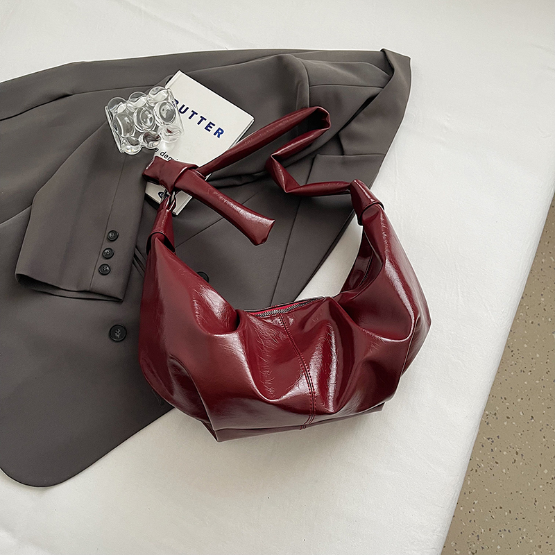 2025 Retro Fashion Large Capacity Dumpling Bag for Women - Minimalist Versatile High-End Shoulder Bag