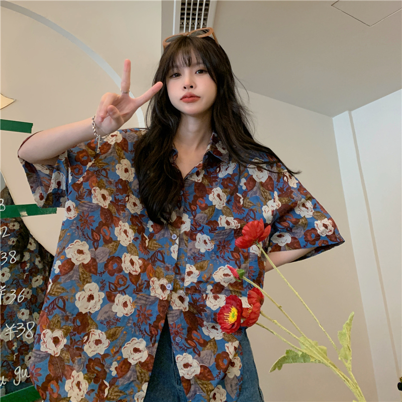 2025 Retro Hong Kong Style Loose Floral Short Sleeve Shirt for Women - Hawaiian Vacation Beach Wear