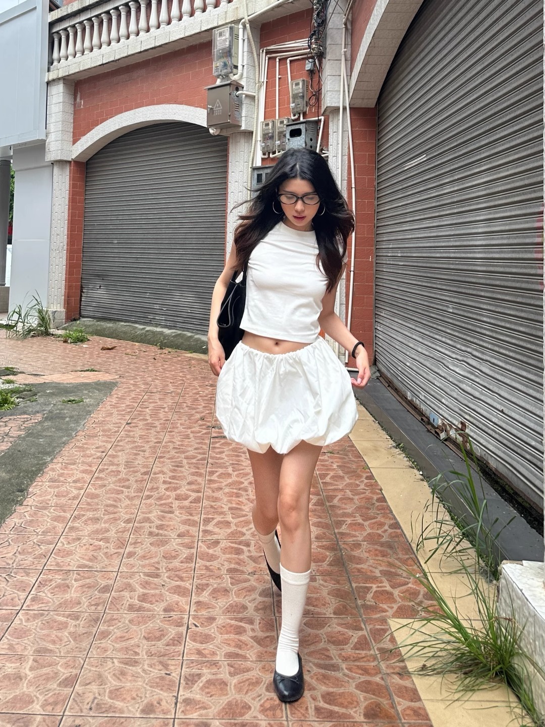 2025 Summer Ballet Girl Style White Versatile Skirt for Women - Flattering Lengthening Design for Elegant Looks