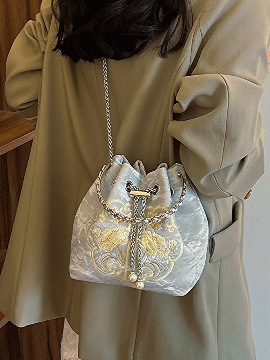 2025 Summer Chinese Style Embroidered Bucket Bag for Women - Versatile Handheld Crossbody Bag in National Fashion