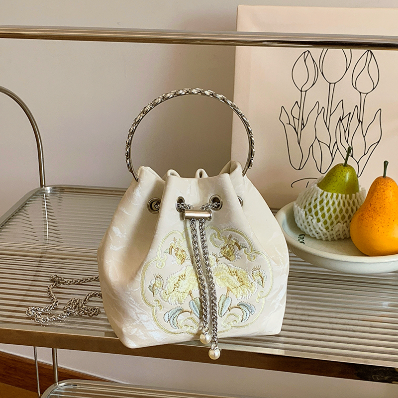2025 Summer Chinese Style Embroidered Bucket Bag for Women - Versatile Handheld Crossbody Bag in National Fashion