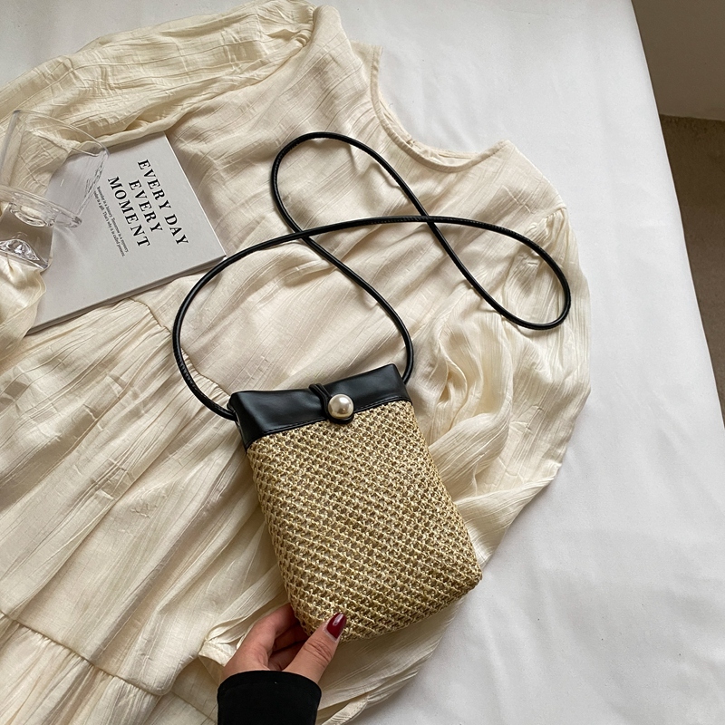 2025 Summer Lightweight Woven Mini Straw Bag for Women, Small Phone Crossbody Bag, Trendy and Stylish Accessory