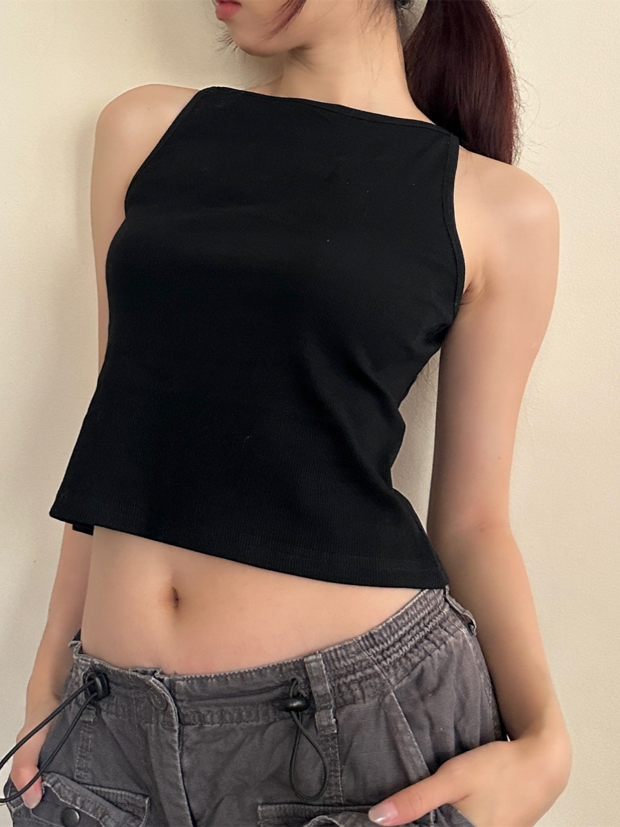 2025 Summer Sexy Vintage American Minimalist Solid Black Sleeveless Tank Top with Thin Straps - Y2K Style