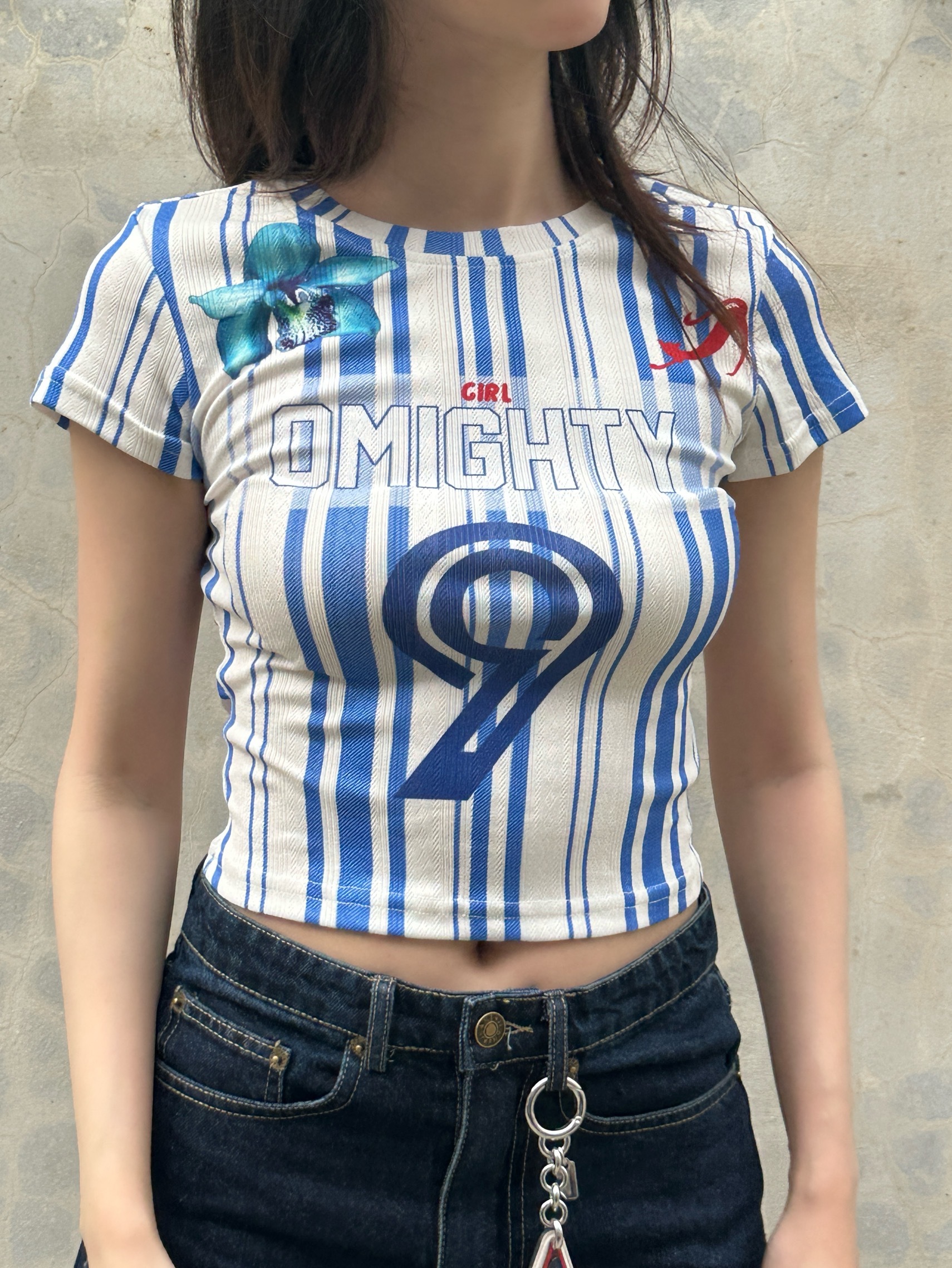2025 Summer Women's Blue Striped Tight Round Neck T-Shirt - Trendy Jersey Style, Short Sleeve, Casual Fashion