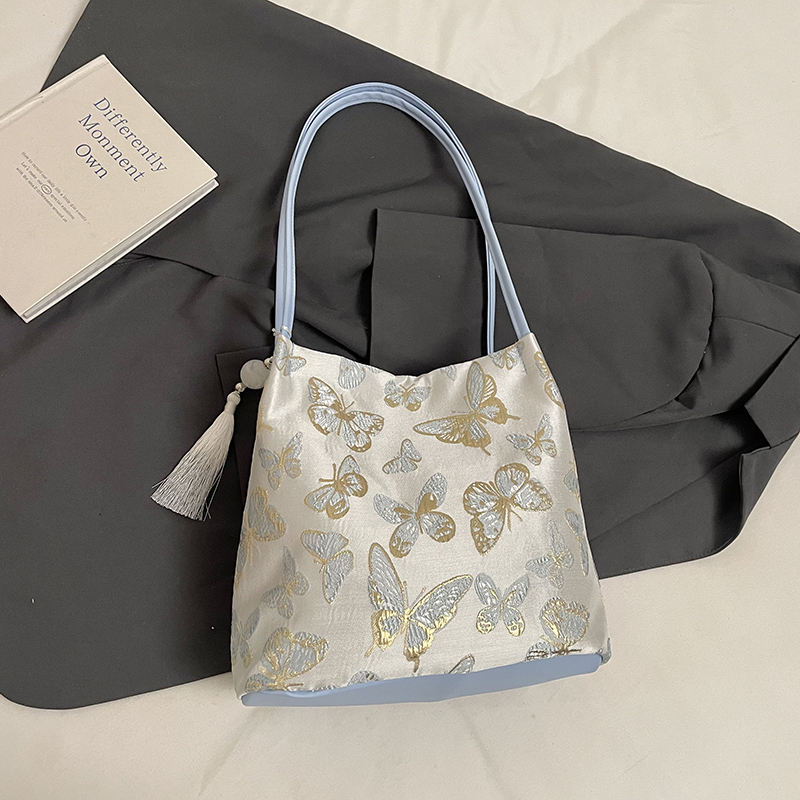 2025 Trendy Chinese-Style Women's Large Capacity Bucket Bag - Fashionable Commuting Shoulder Bag