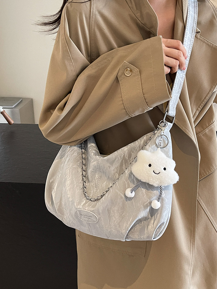 2025 Women's High-End Shoulder Bag - Large Capacity Crossbody Dumpling Bag for Commuter Style
