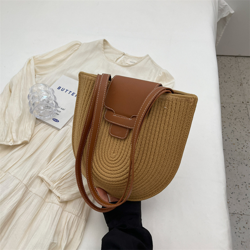 2025 Women's Straw Shoulder Bag - Woven Seaside Vacation Tote in French Pastoral Style, Perfect for Commuting and Summer Outings