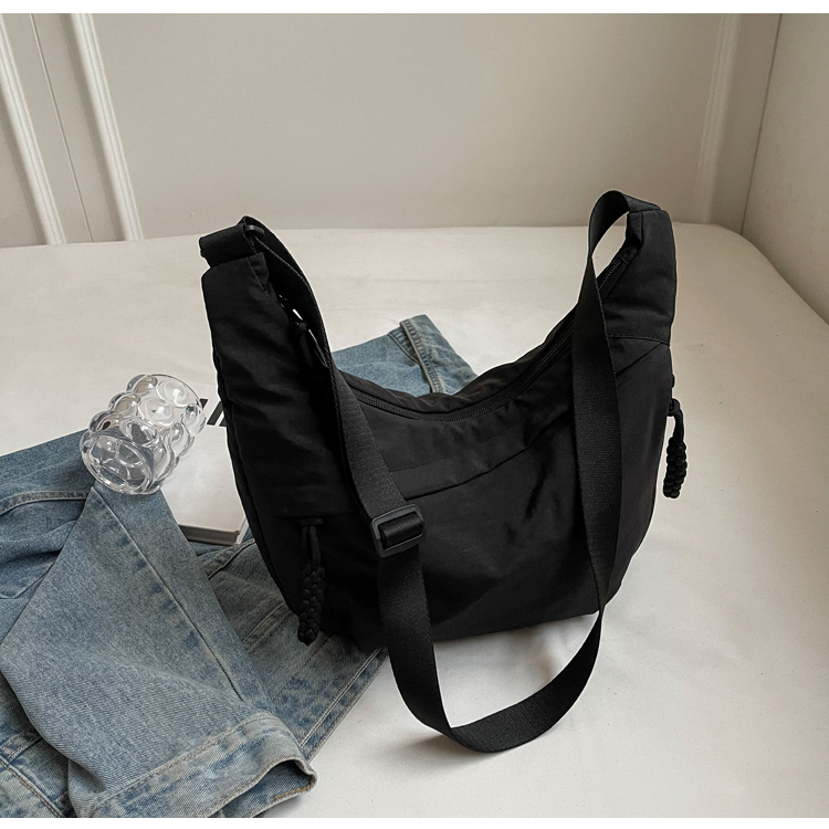 2025 Women's Summer Canvas Dumpling Bag - Versatile Large Capacity Shoulder Crossbody Bag for Students and Commuting