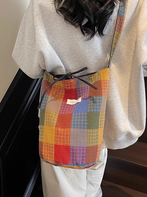 2025 Women's Summer Large Capacity Ethnic Style Bucket Bag - Versatile Crossbody Canvas Tote for Commuting & Everyday Use
