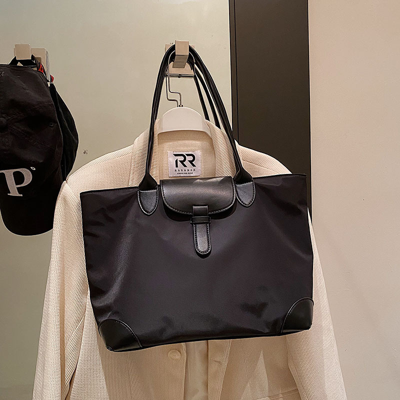 2025 Women's Summer Nylon Canvas Tote Bag - Large Capacity Shoulder Handbag for Commuting and Mommy Style