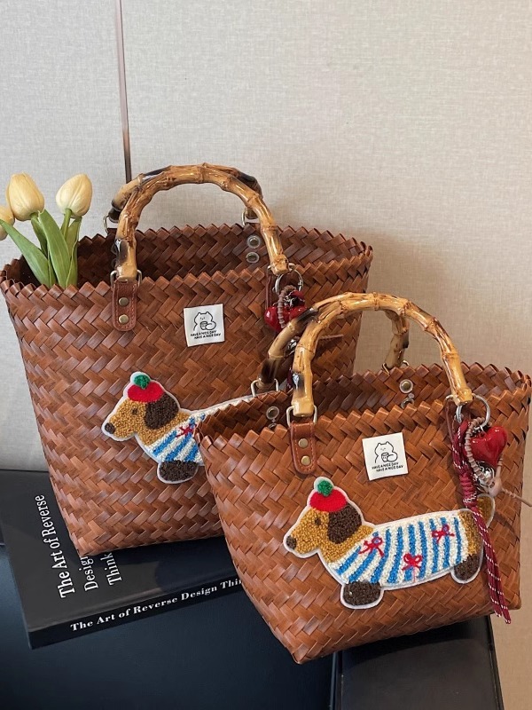 2025 Women's Summer Woven Vegetable Basket Bag - Trendy Commuter Tote, Bucket Style Straw Bag for Beach and Vacation