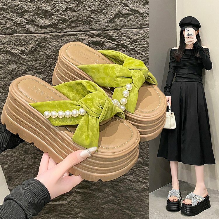 8cm Thick-Soled Pearl Slippers for Women - Summer Fairy Style Height-Increasing Beach Sandals for Outdoor Wear