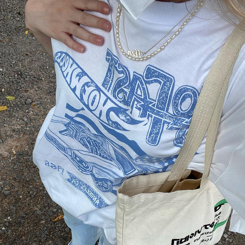 American Retro Car White T-Shirt for Women - Oversized Short Sleeve Vintage Top, Y2K Style Hot Girl Fashion
